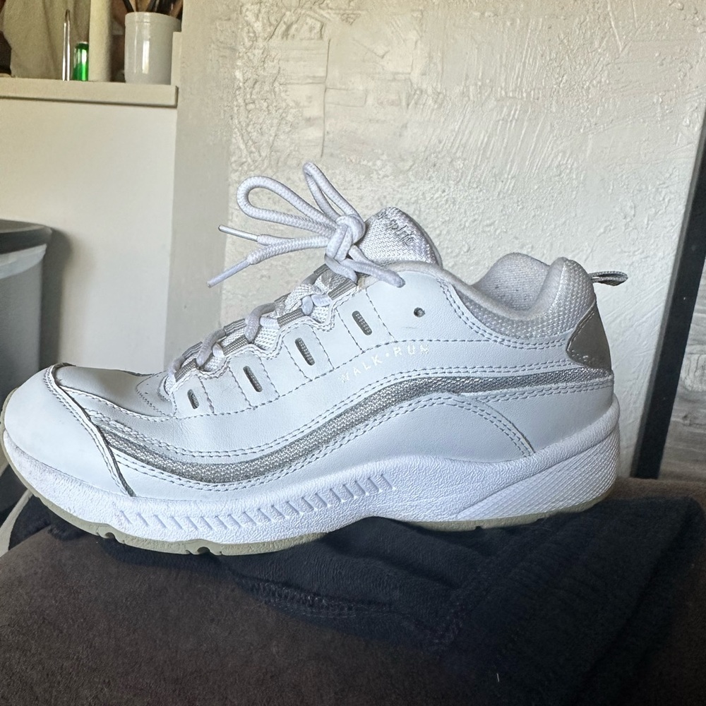 Easy Spirit Romy Walking Sneakers